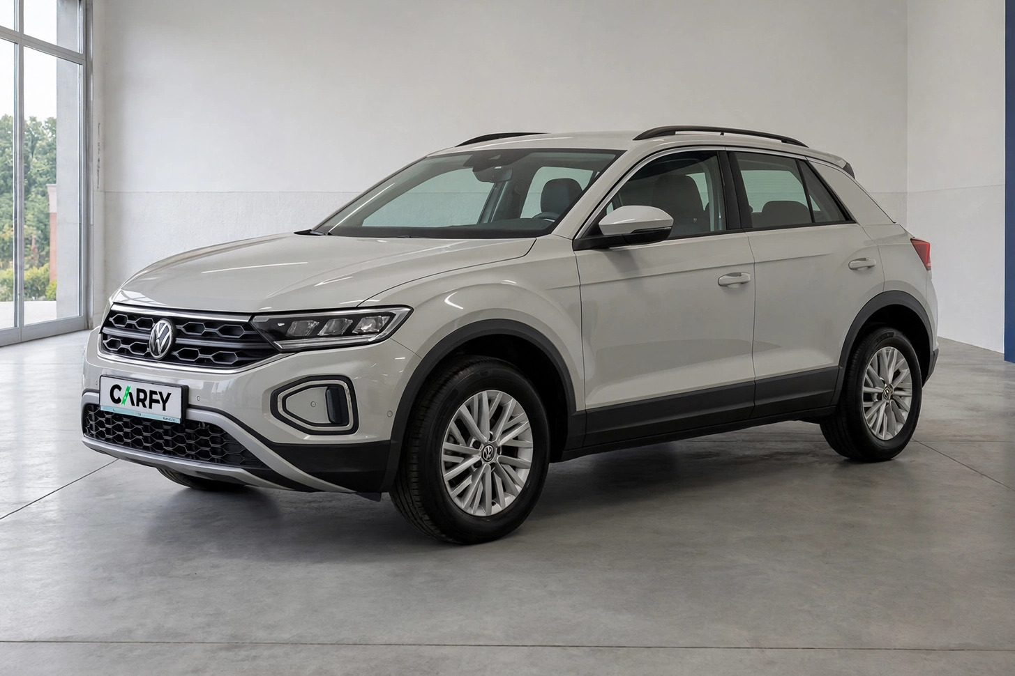 Volkswagen T-Roc, widok 1