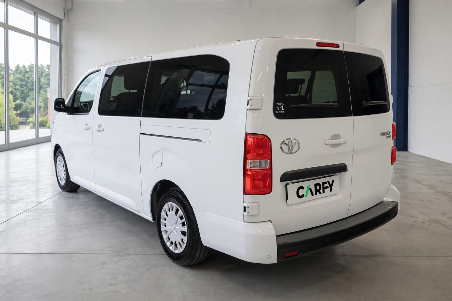 Toyota Proace Verso, view 1