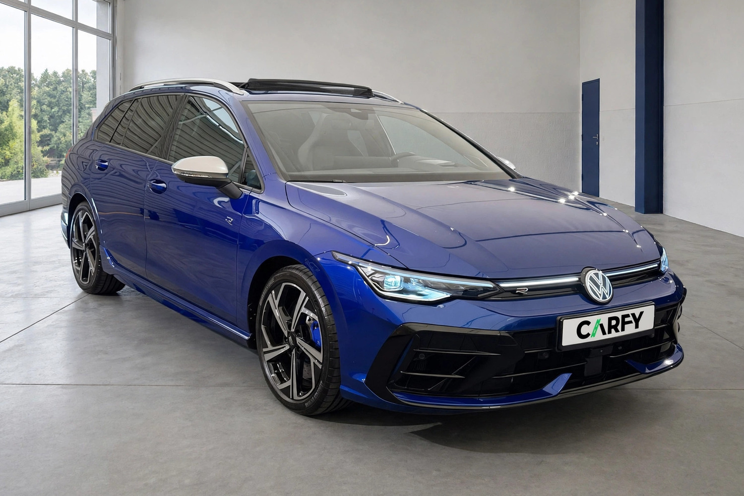Volkswagen Golf Variant 2.0 TSI 4Motion R, view 1
