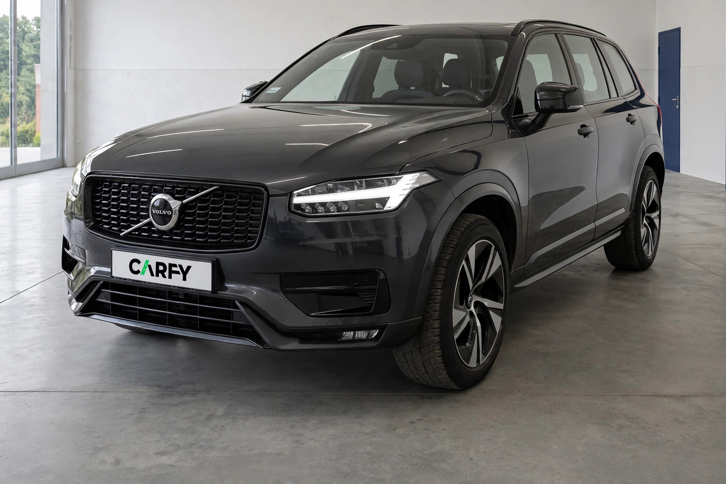 Volvo XC 90 B5 D AWD R-Design, widok 1