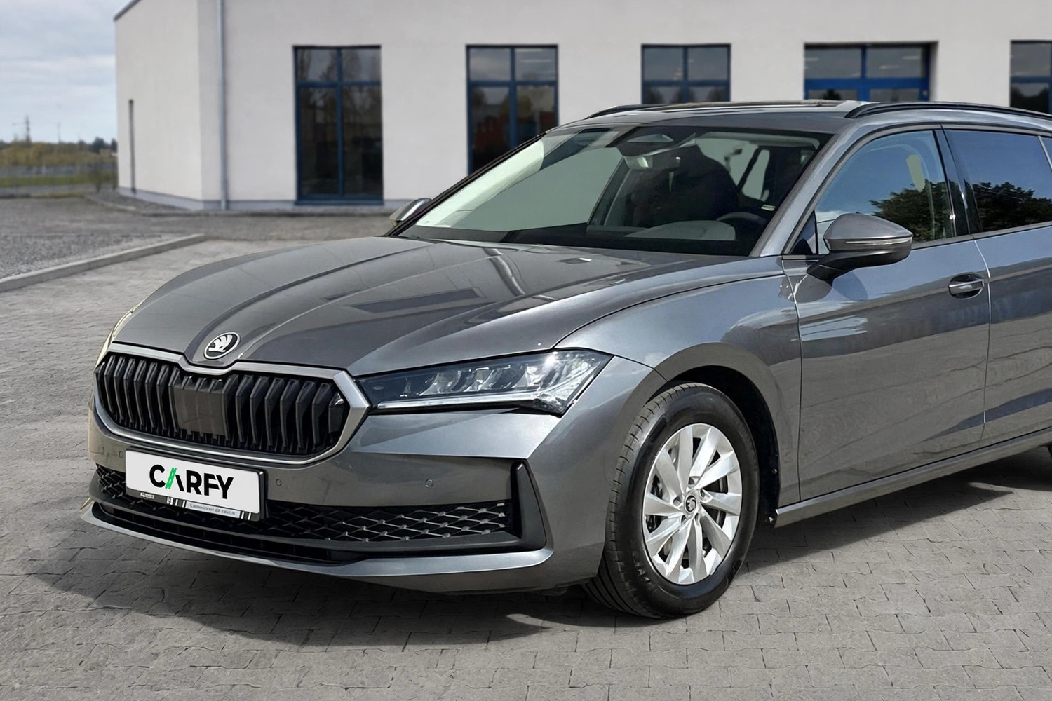 Skoda Superb 2.0 TDI SCR Essence DSG, вид 1