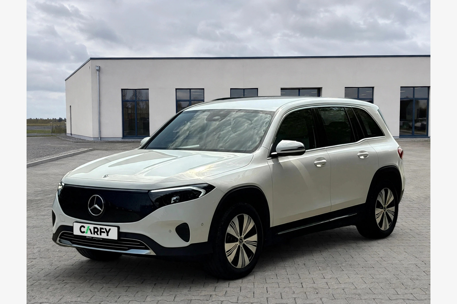 Mercedes-Benz EQB 250 70.5kWh Progressive, widok 1