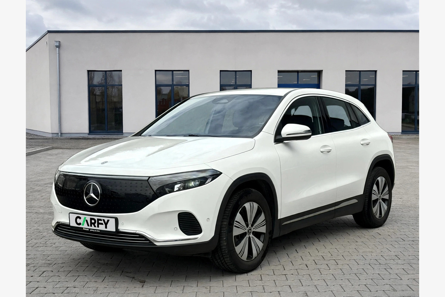 Mercedes-Benz EQA, вигляд 1