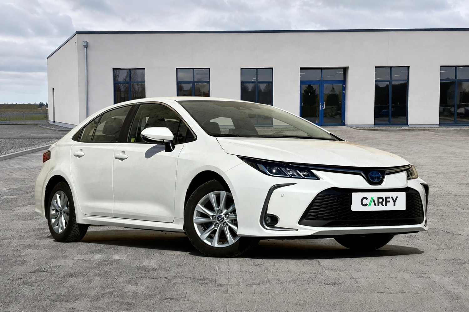 Toyota Corolla 1.8 Hybrid Comfort, вид 1