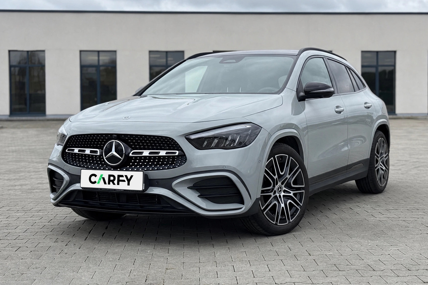 Mercedes-Benz GLA 200 AMG Line, widok 1