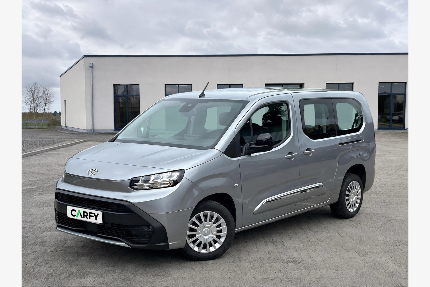 Toyota Proace City Verso, view 1