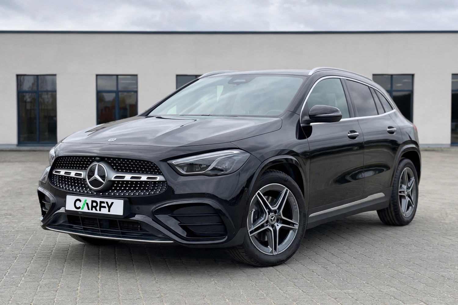 Mercedes-Benz GLA 200 AMG Line, widok 1