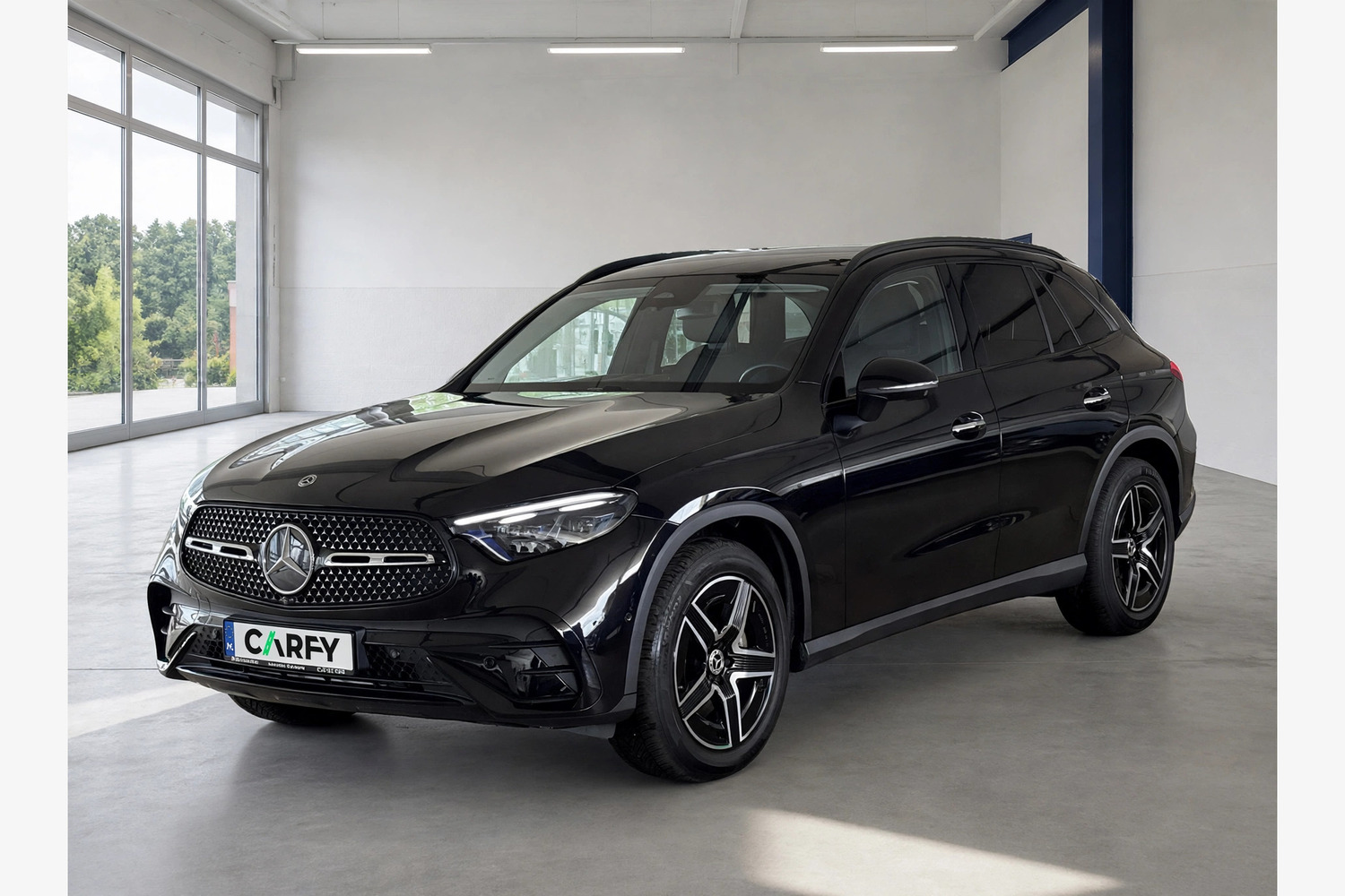 Mercedes-Benz GLC, view 1