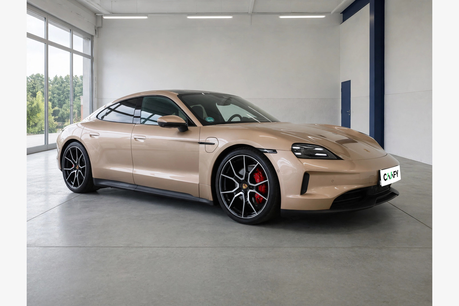 Porsche Taycan 4S, view 1