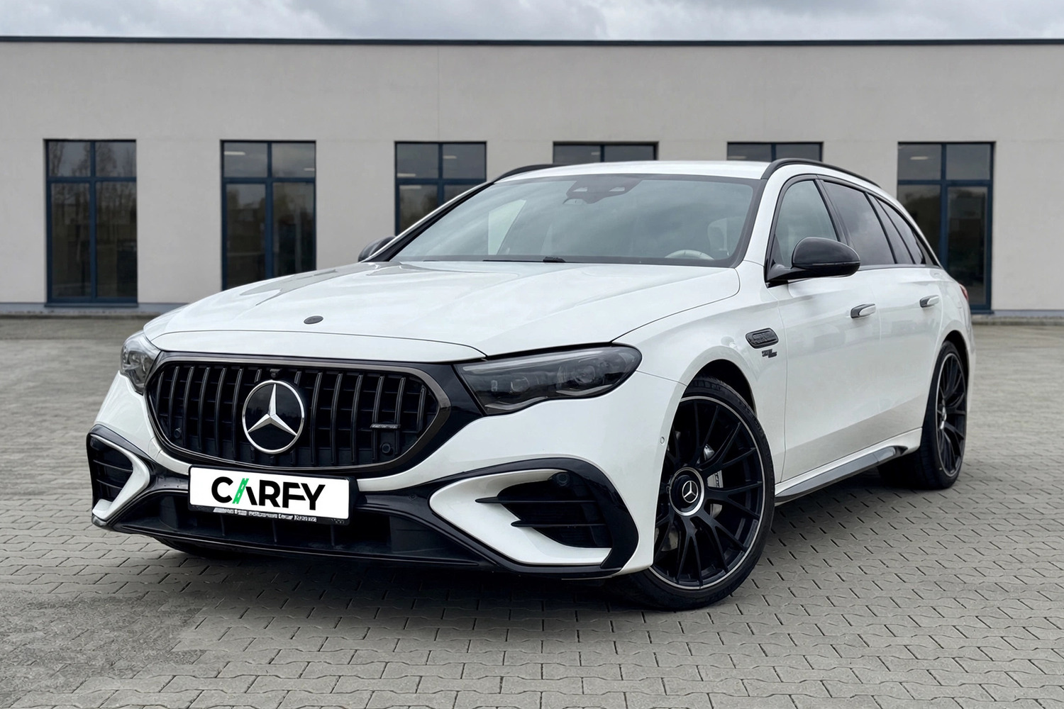 Mercedes-Benz Klasa E AMG 53 PHEV 4Matic+ 9G-Tronic TCT, widok 1