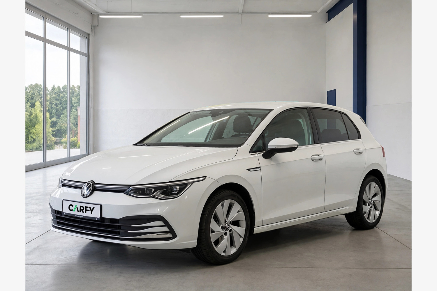 Volkswagen Golf, view 1