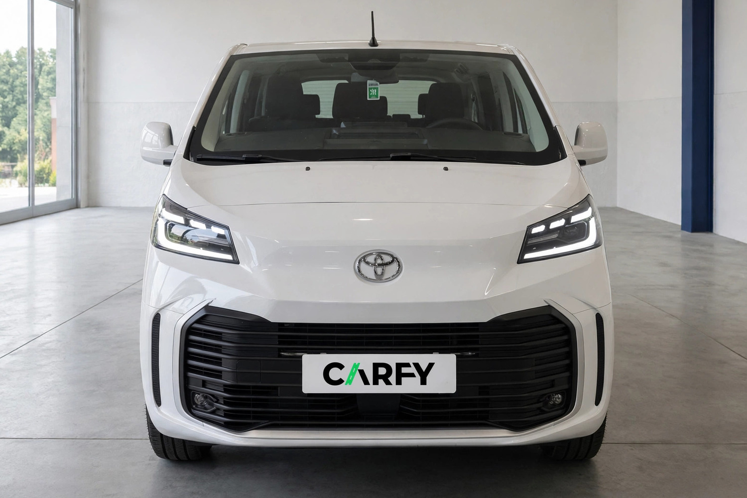 Toyota Proace Verso, view 1