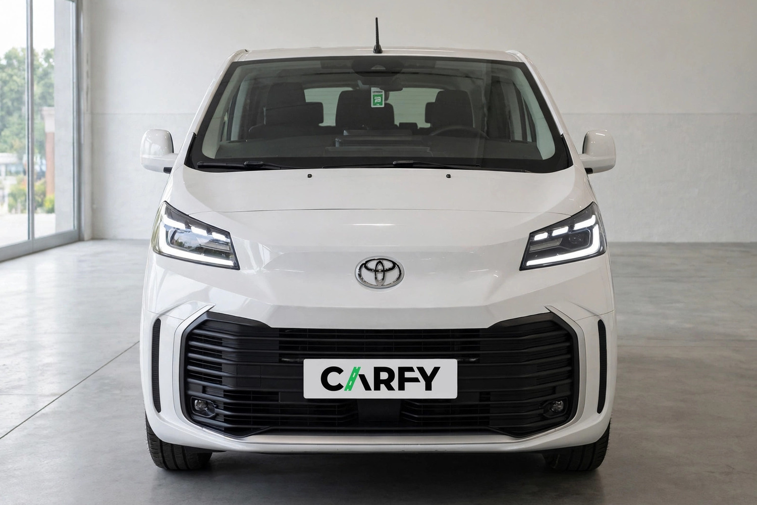 Toyota Proace Verso, view 1