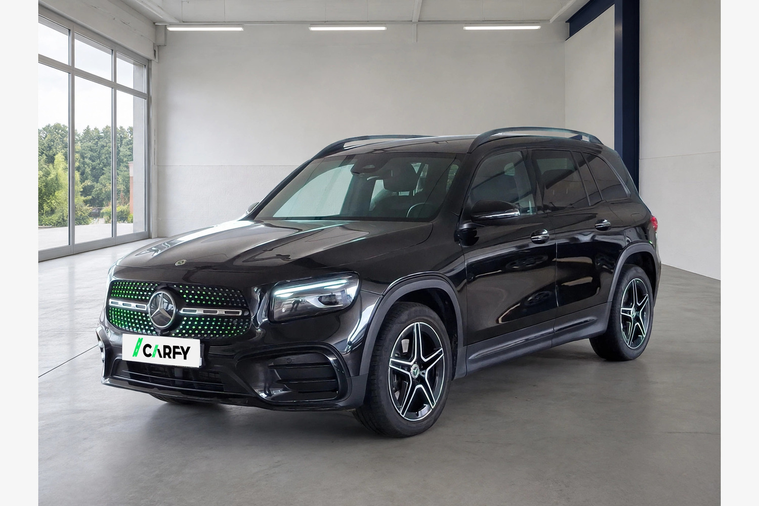 Mercedes-Benz GLB 200 AMG Line 7G-DCT, widok 1