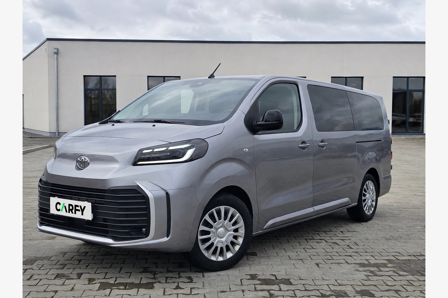 Toyota Proace Verso 2.0 D4-D Long Business, view 1