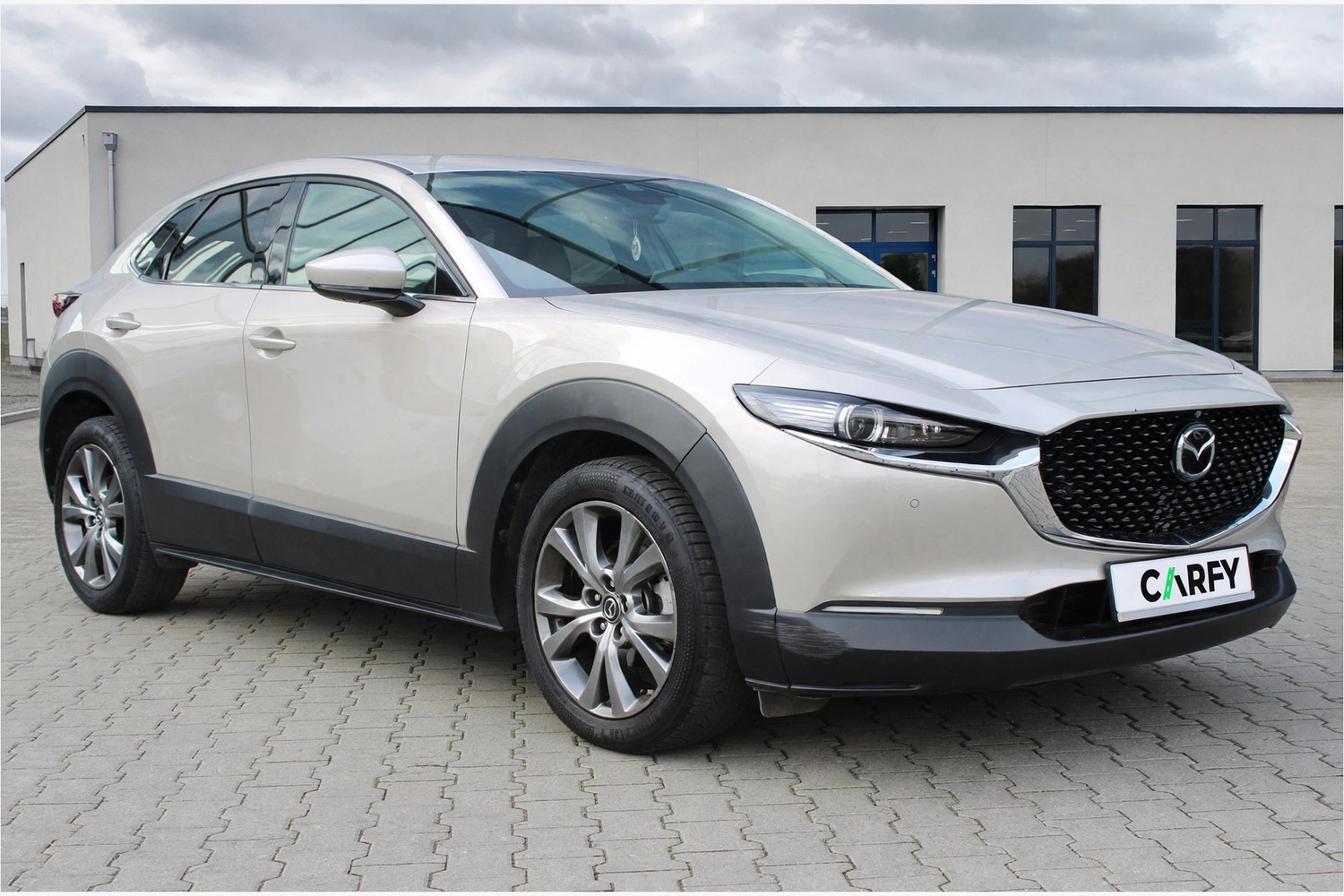 Mazda CX-30, widok 1
