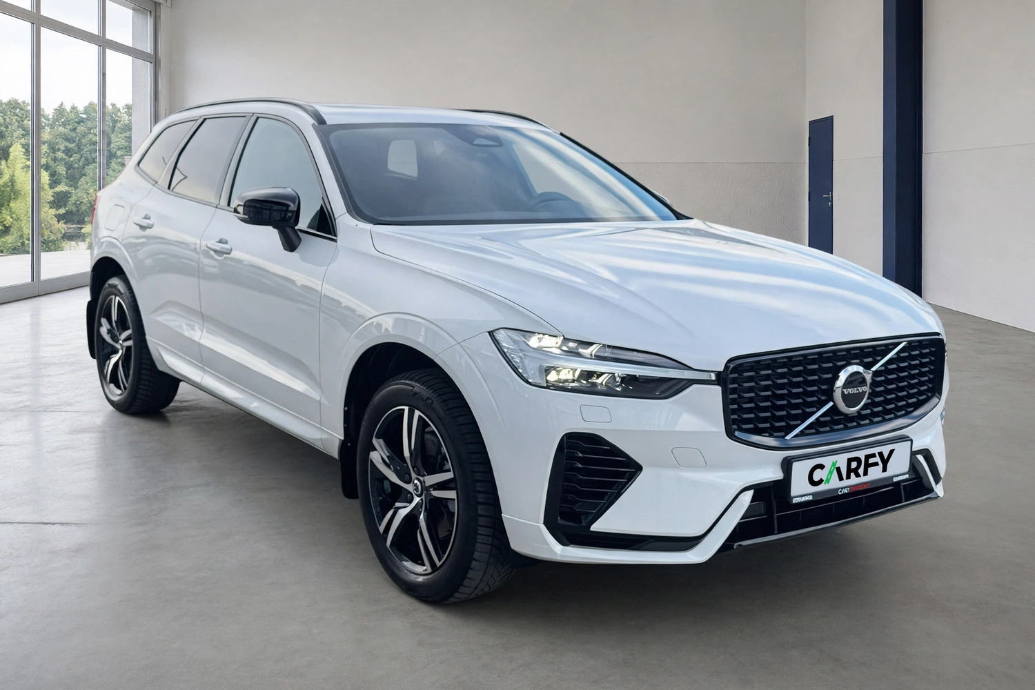 Volvo XC 60 T8 Plug-In Hybrid AWD Plus Dark, Ansicht 1