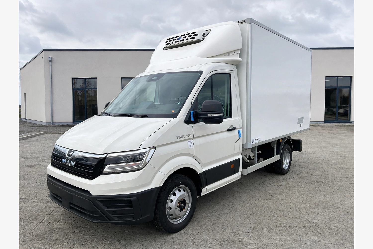 MAN TGE 5.160 4X2F Kontener Izotermiczny + Agregat, вид 1
