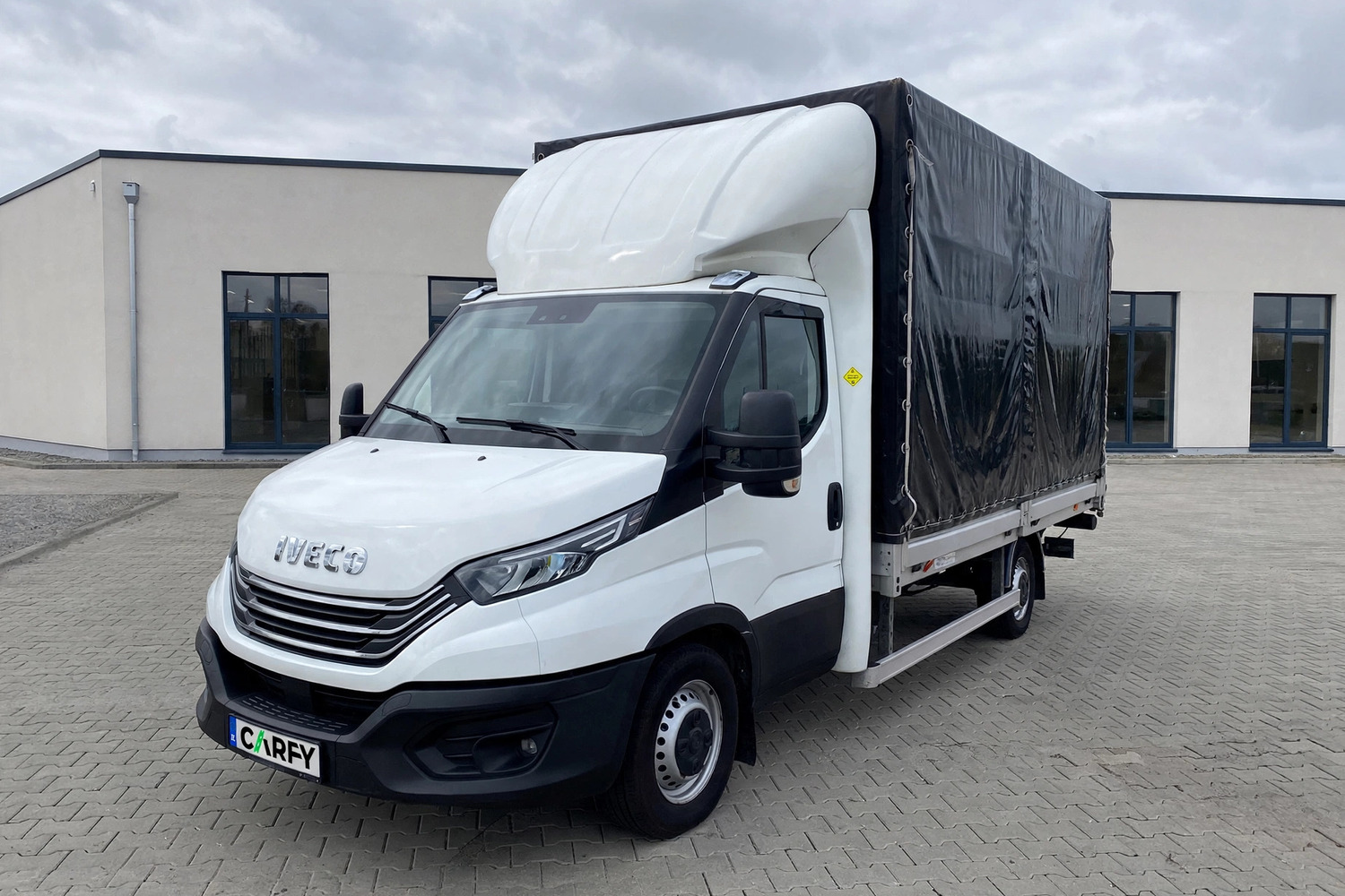 Iveco Daily | Plandeka + Winda 750kg | Gwarancja 12mc |  3.0l 180KM | Full Led |  Krajowy | 8 EP | Firanka |, вид 1