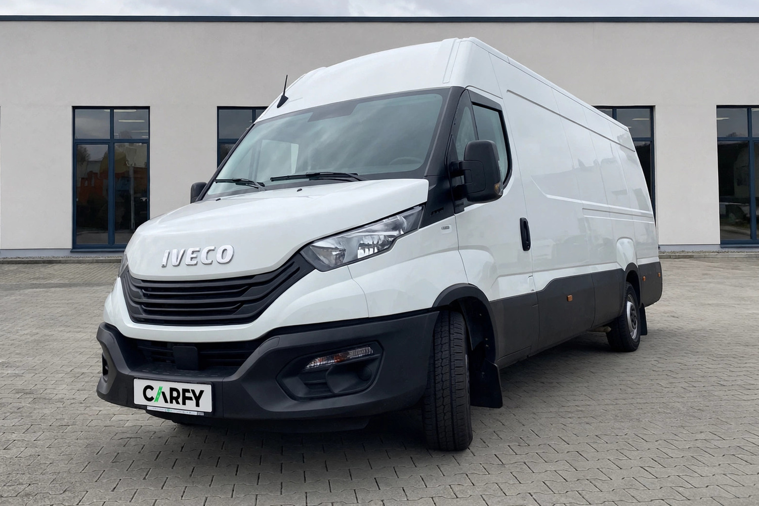 Iveco 35S16 furgon Max Długi, вид 1