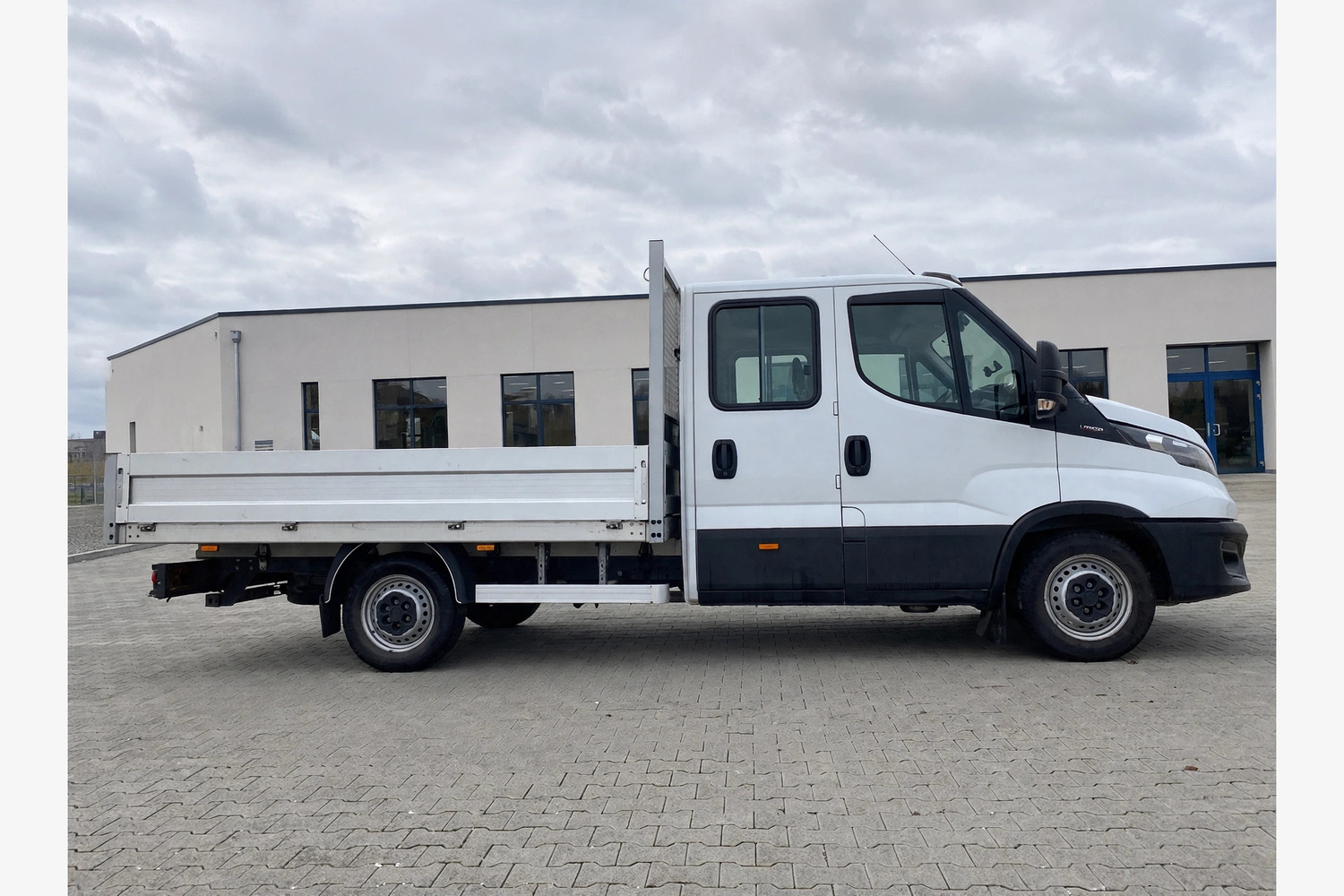 Iveco 35S16, Ansicht 1